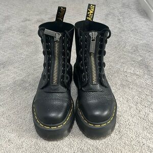 Dr. Martens SINCLAIR MILLED NAPPA LEATHER PLATFORM BOOTS